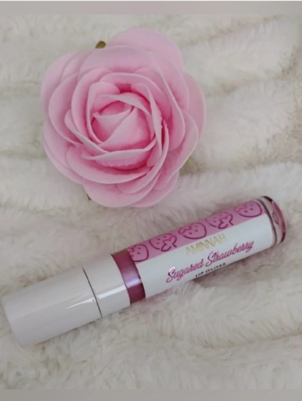 Aminnah-Sugared Strawberry 🍓 Lip Gloss - 🩷